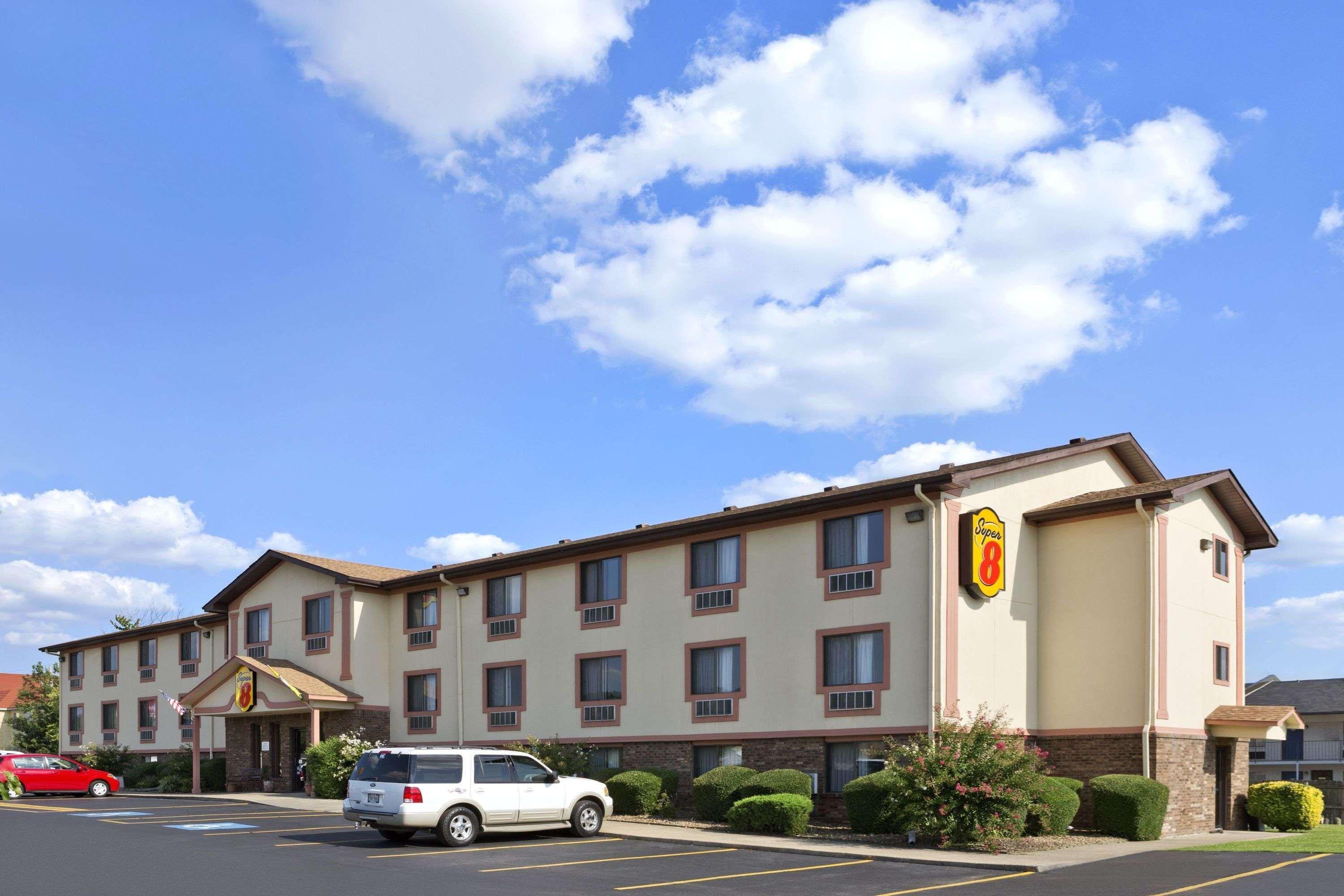 Super 8 By Wyndham Russellville Eksteriør billede