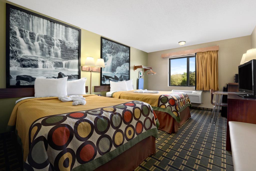 Super 8 By Wyndham Russellville Eksteriør billede